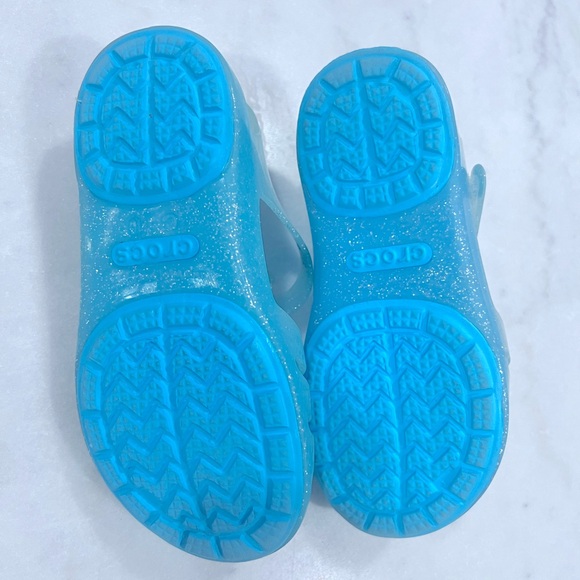 Toddler girl Crocs sandals c10 - Picture 2 of 2